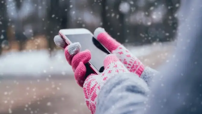 protect-your-smartphone-during_cold_weather.jpg