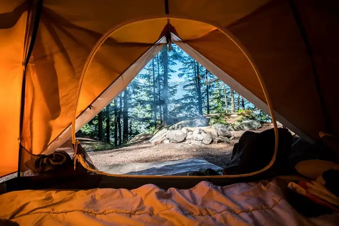 set_up_camping_tent_properly.jpg