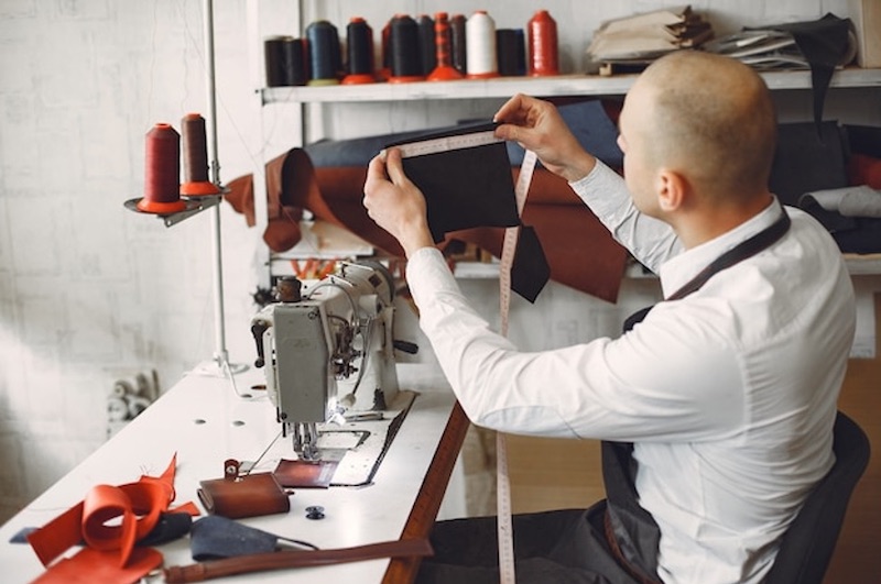 Man creates leather ware side business