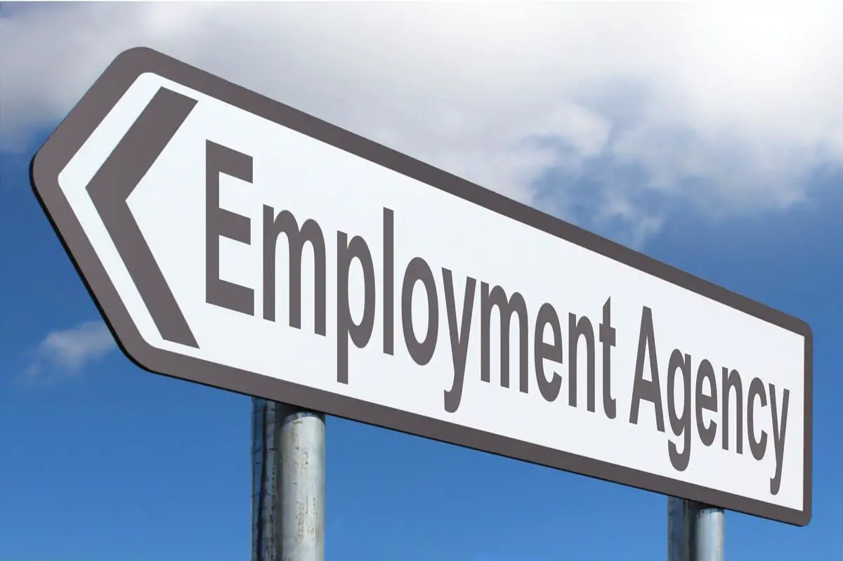 employment-agency-signboard