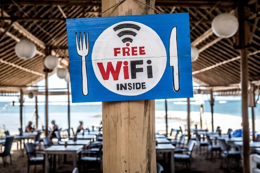Restaurant WiFi Public Internet