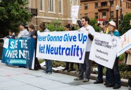 Image for California Enacts Strict Net Neutrality Law, US Gov’t Sues to Block It