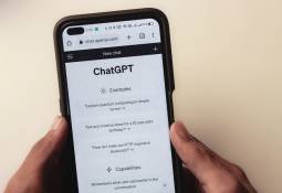 Feature Image - AI Expert Debunks ChatGPT Myths and Risks on Businesses