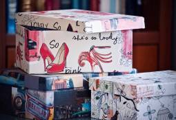 cardboard-boxes-product-packaging-psychology