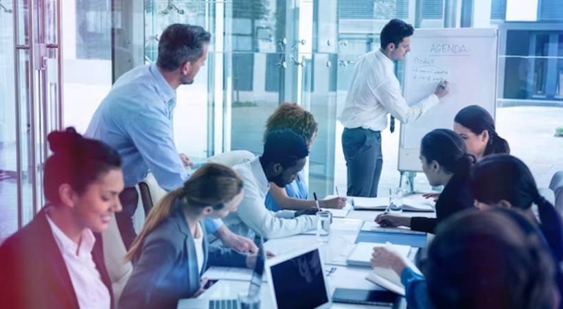 Image for How to Effect Corporate Training to Make Employees Familiar with Technology