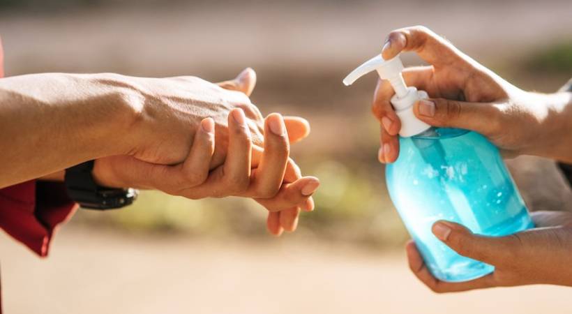 hands-gel-bottle-wash-hands-squeeze-others-wash-hands