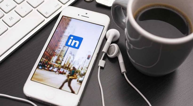 LinkedIn Launches “Hello Monday&quot; Podcast Focused on Professional Development