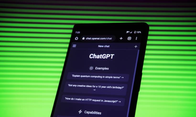 smartphone-chatgpt-querry