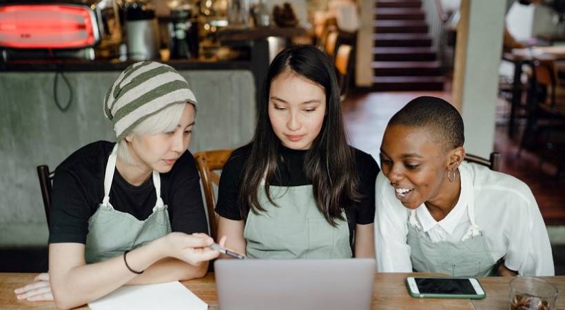 businessownners-storytelling_vital_for_small_firms_building_their_brand