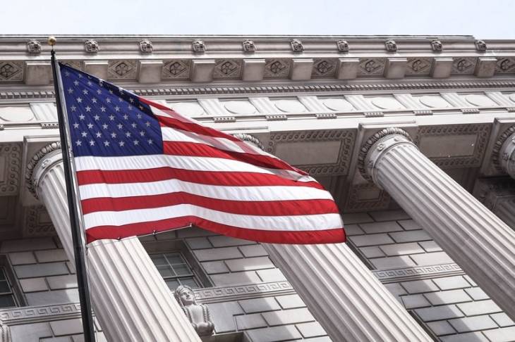 How a Business Immigration Lawyer Can Help You Set Up in the US