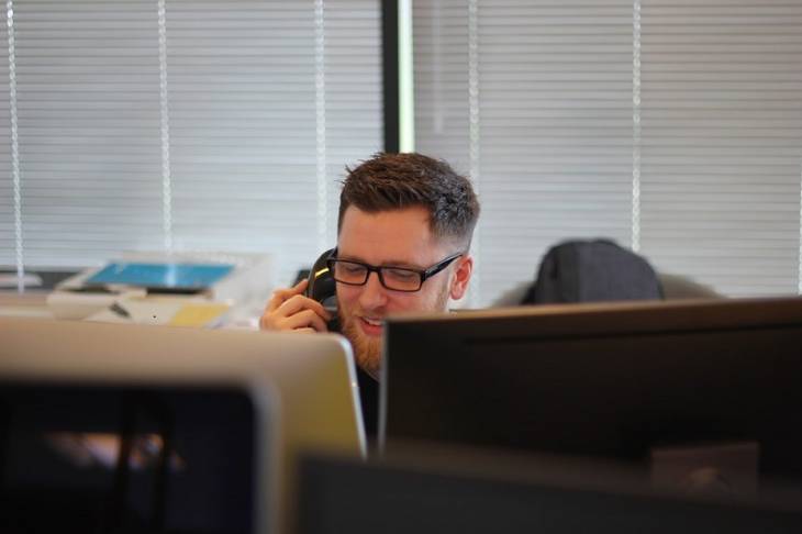 Call Center vs Answering Service: Which Is Best for Your Business?
