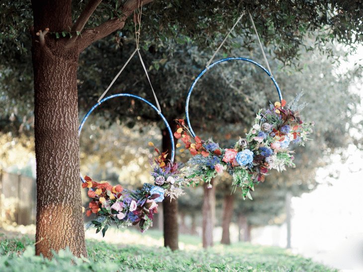 diy_hoola_hoop_flower_wreath