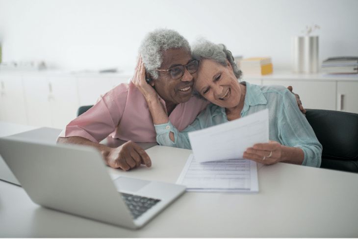 elderly-couple-online-insurance-101