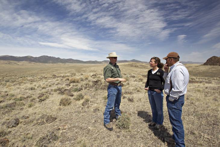 What Every Landowner Should Know About Mineral Rights landowner-meeting-biologist-mineral-rights-ownership-benefits
