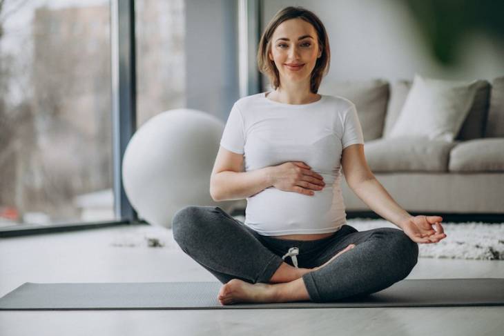 Best Postpartum Exercises for New Moms