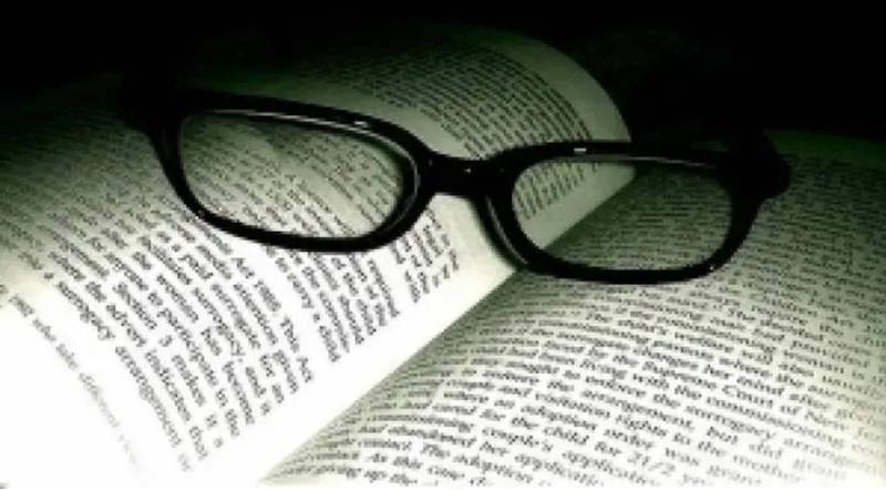 Six Classic Books on Writing Every Writer Should Read reading-glasses-pages-classic-books-on-writing