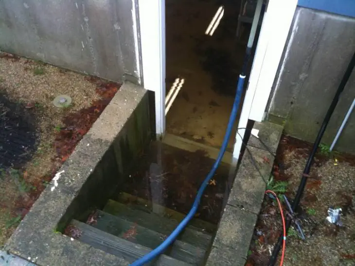 home-entrance-water-damage-control-restoration