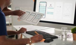 app-dev-team-working-application-modernization-support-digital-transformation