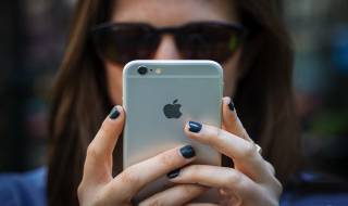 Americans Plan to Spend Less on their Cell Phone This Year