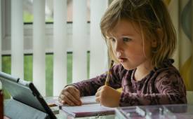 How to Make Home Schooling Fun and Effective with Ambient Learning