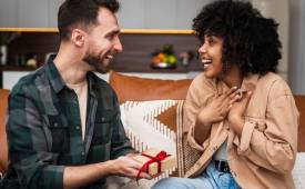 10 Creative Ways to Make Your Gift More Special