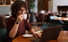 medium-shot-woman-working-laptop_writer-reputation-online