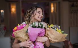 Pretty Girl, Happiness, Flowers, Bouquet