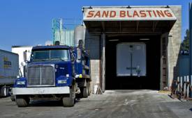 Advantages of Sandblasting Booths, and their Components