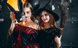 two-girls-halloween-costumes