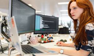 female-software-developer-development-trends