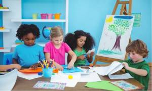kids doing arts and crafts together