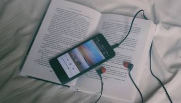 mobile-phone-earphones-audio-book