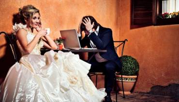 couple-marriage-money-credit-facts-myths