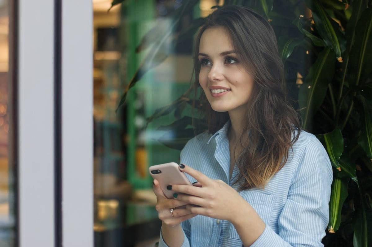 Create Powerful Instagram Captions: 5 Tips to Boost Engagement
