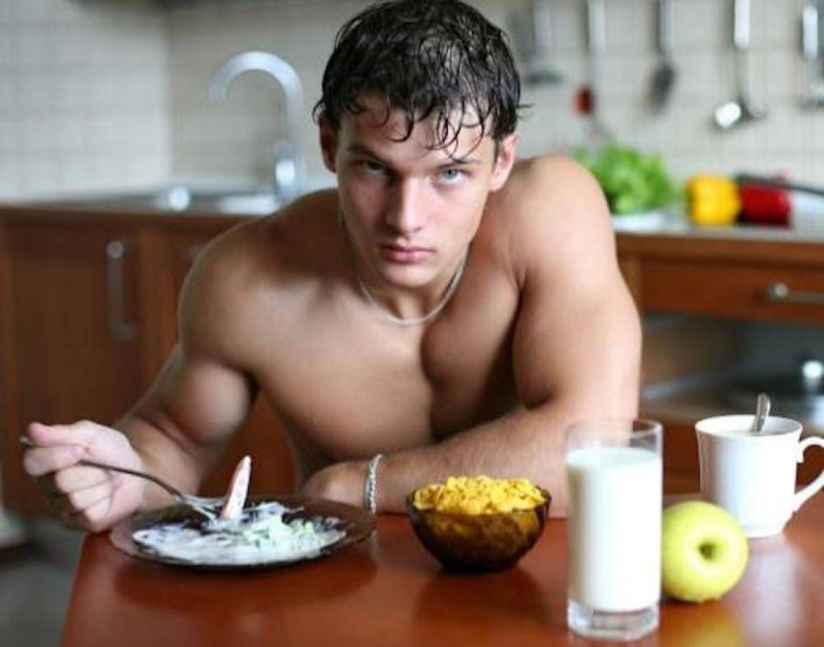 man-athlete-strong-sports-diet