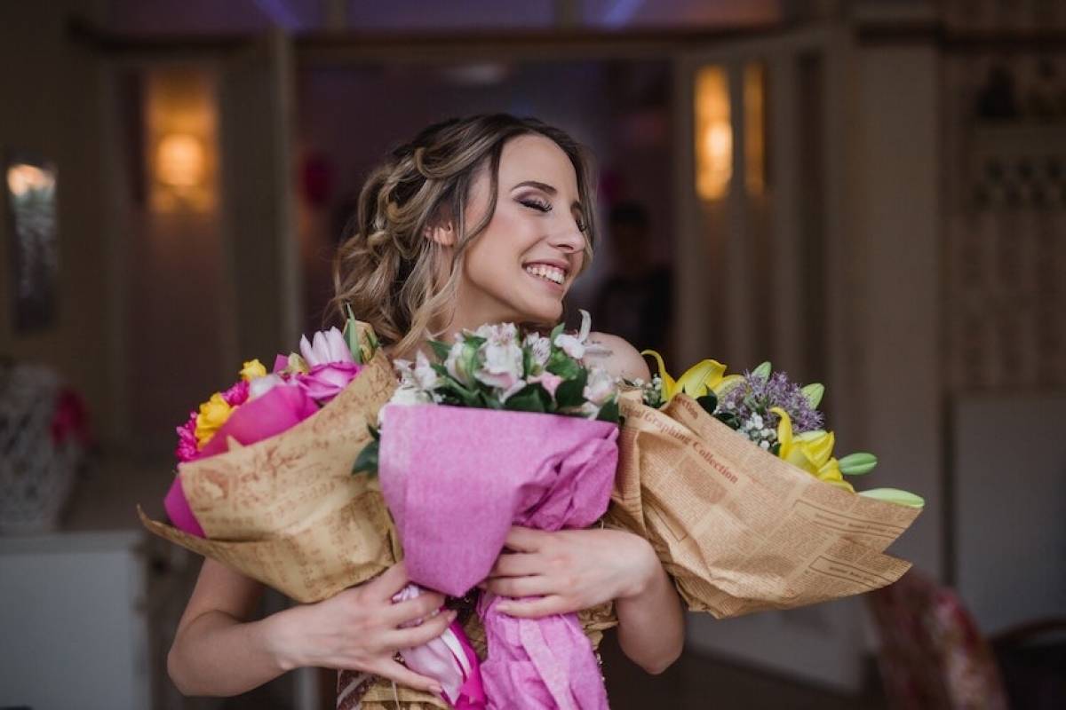 Pretty Girl, Happiness, Flowers, Bouquet