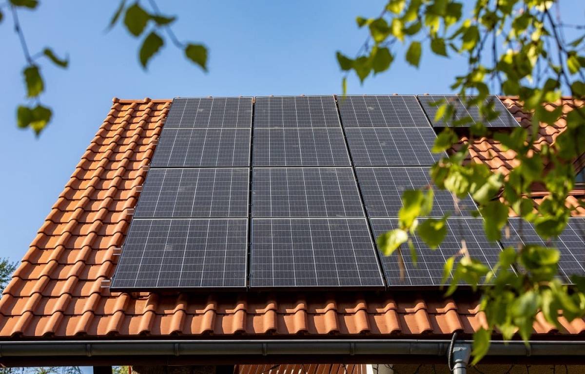 How Solar Panels Could Increase Your Home Value By Up To 14%