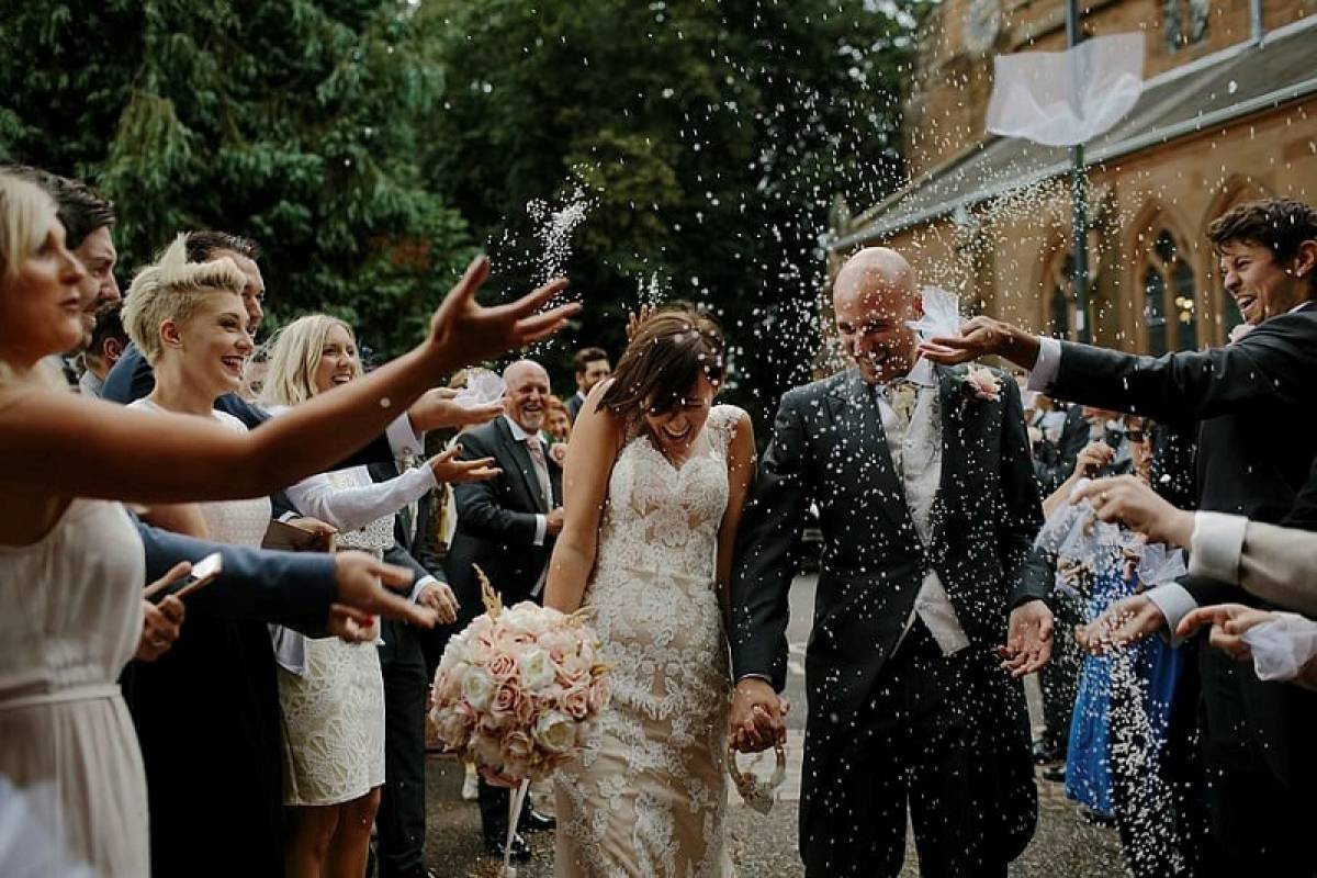 Traveling for a Wedding Aboard? What to Remember for a Memorable Experience Featured Image – Traveling for a Wedding Aboard? What to Remember for a Memorable Experience