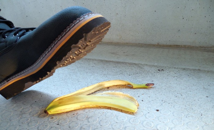 accident_injury_risk_banana_peel_risk_of_slipping.jpeg