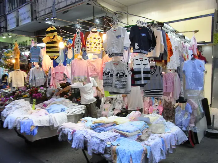 baby_clothing_stall-sales.jpg