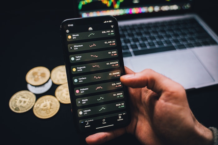 black-smartphone-crypto-price-movements