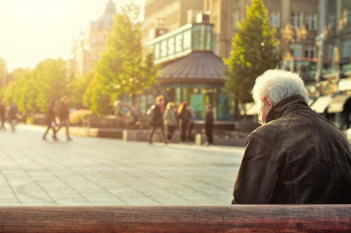 elderly-man-back-emotional-health.jpg