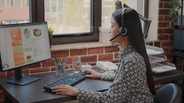 female-telecommunication.jpg