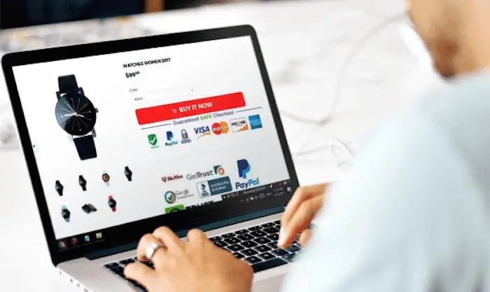 man-shopping-ecommerce-website-user-trust