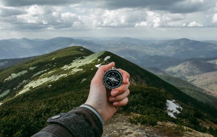 outdoors_navigation_tools.jpg