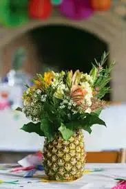 southern_hospitality_pineapple_arrangement_vase..png