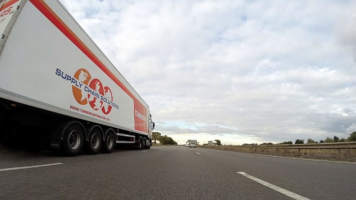 trailer_vehicle_lettering_and_wraps.jpg