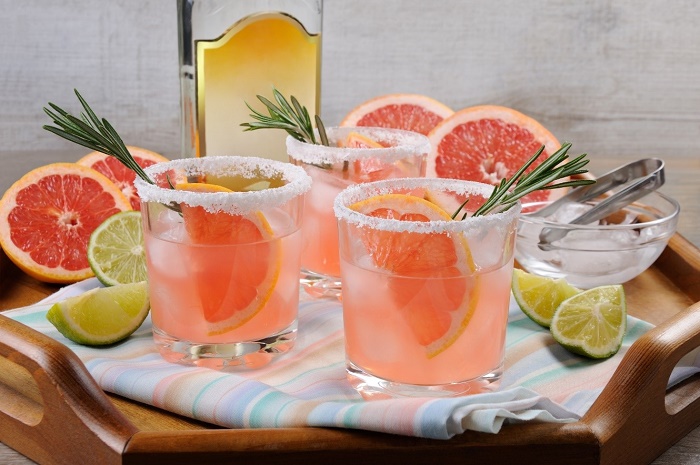 vegan_grapefruit_paloma.jpg