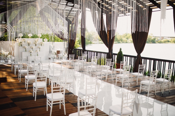 wedding-hall-with-view-lake.jpg