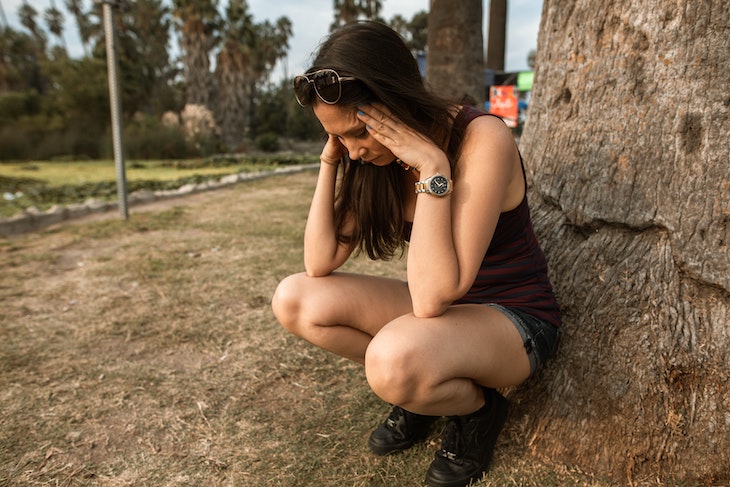 woman-outdoors-anxious